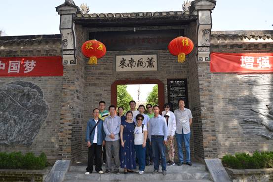 马院教工参观爱国主义教育基地